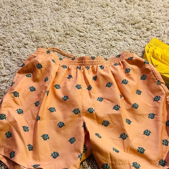 Great condition 2 pairs of men's 2x swimtrunks - Picture 6 of 7